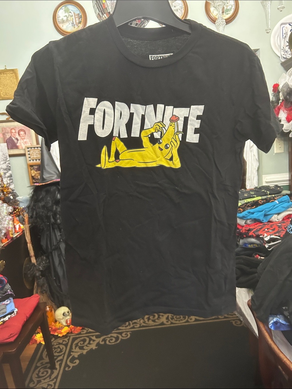 Kids' Fortnite Black Short-Sleeve Tee with Banana Character